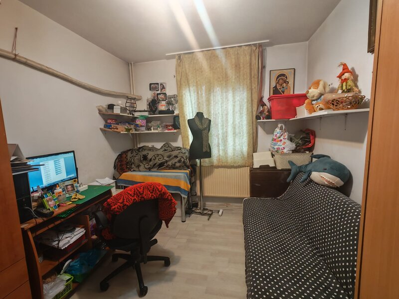 Berceni, Covasna, 3 camere in bloc cu 4 etaje